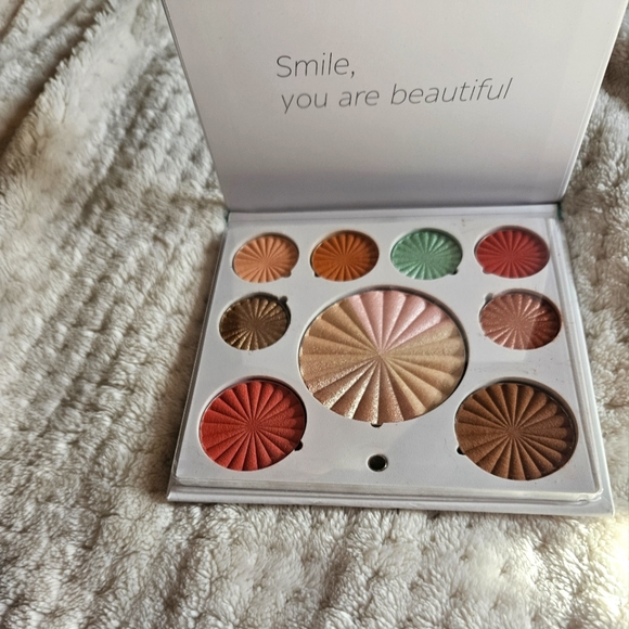 OFRA Other - Ofra Mini Mix Palette